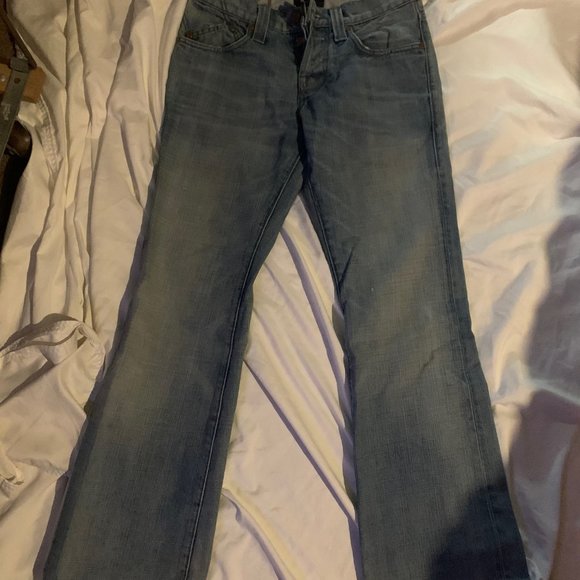 Rock & Republic BLUE JEANS . 29X30 - Picture 2 of 4